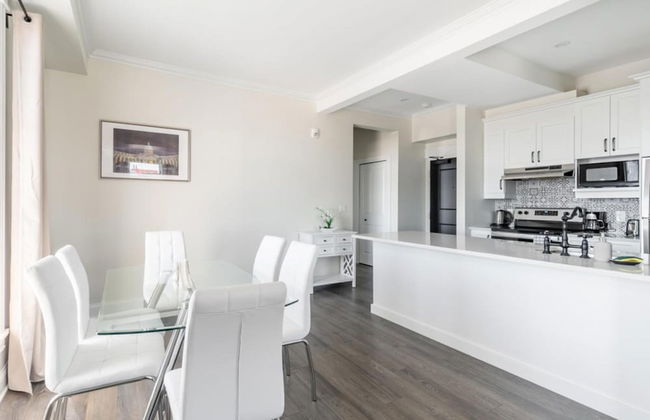 Rideau 2Br Signature Apartment Free Parking - Photo 40