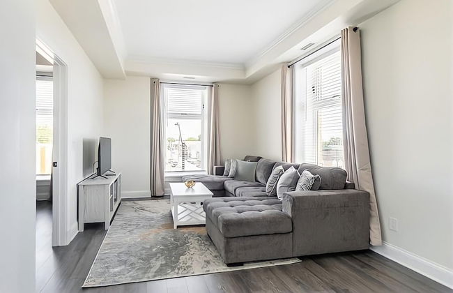 Rideau 2Br Signature Apartment Free Parking - Photo 24