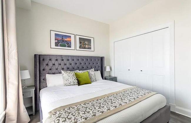 Rideau 2Br Signature Apartment Free Parking - Photo 25