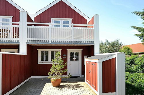 Photo 1 - 4 Person Holiday Home in Blavand