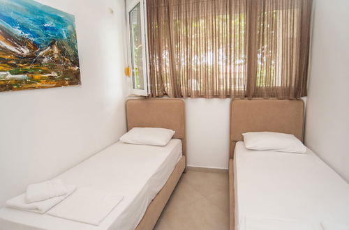 Photo 38 - Bougainville Bay Serviced Apartments