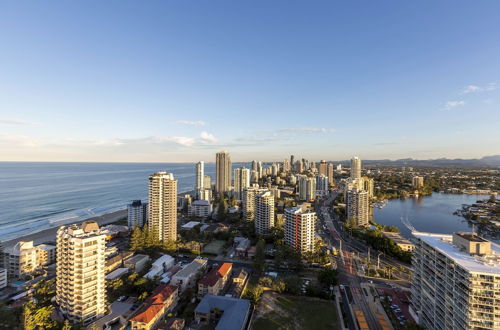 Photo 8 - Artique Surfers Paradise