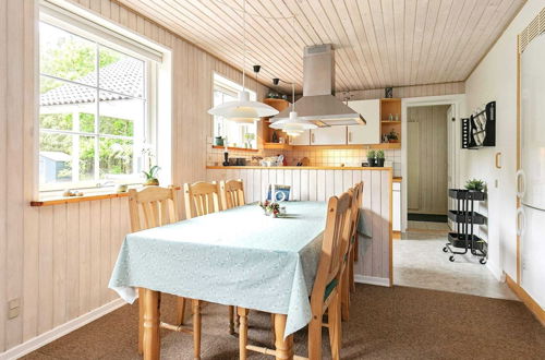 Photo 13 - 8 Person Holiday Home in Blavand