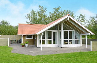 Foto 1 - 6 Person Holiday Home in Hemmet