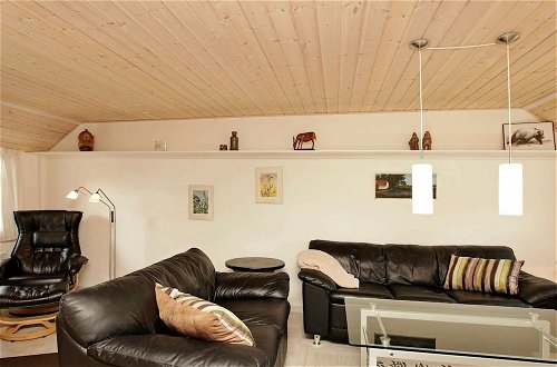 Photo 12 - 4 Person Holiday Home in Blavand
