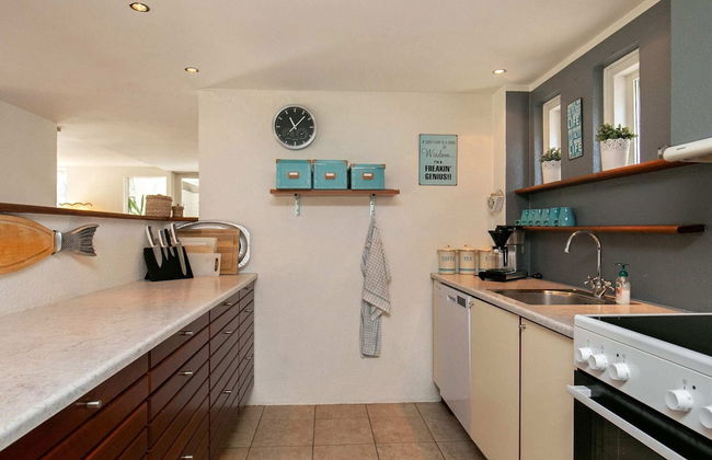 8 Person Holiday Home in Hals - Foto 23