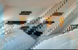 Foto 1 - The Yonge Suites - Downtown Elegance