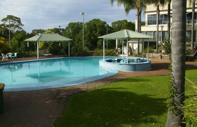 Lakeview Villa's - Photo 1