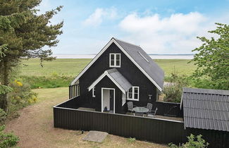 Photo 1 - 6 Person Holiday Home in Blavand