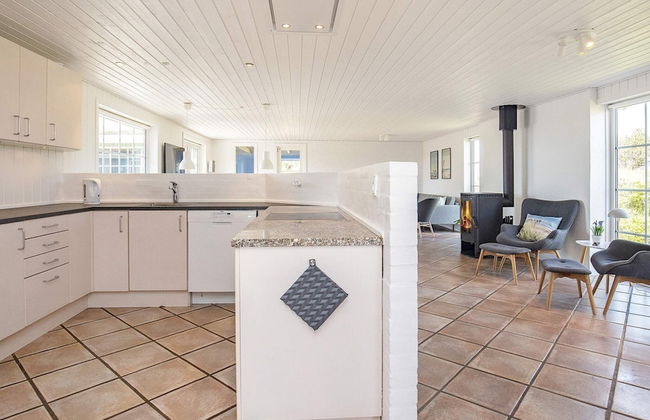 12 Person Holiday Home in Blavand - Foto 9