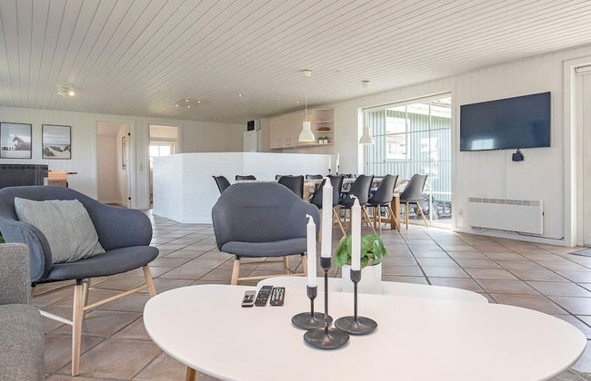 12 Person Holiday Home in Blavand - Foto 22