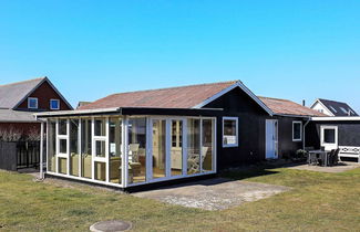 Photo 1 - 6 Person Holiday Home in Ulfborg