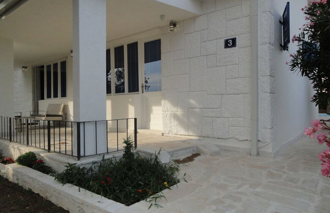Petrovac Holiday House with pool - Photo 41