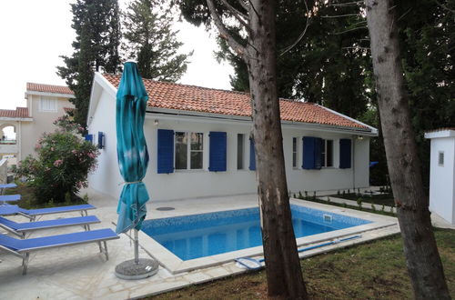 Foto 42 - Petrovac Holiday House with pool