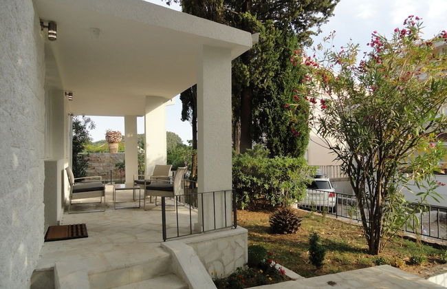 Petrovac Holiday House with pool - Photo 20