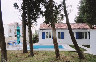Foto 1 - Petrovac Holiday House with pool