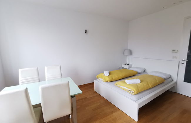 Trnovo Apartment - Photo 4