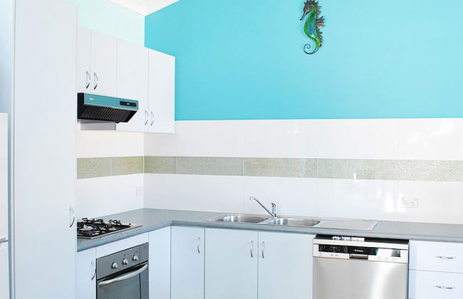 Driftwood Apartments - Photo 1