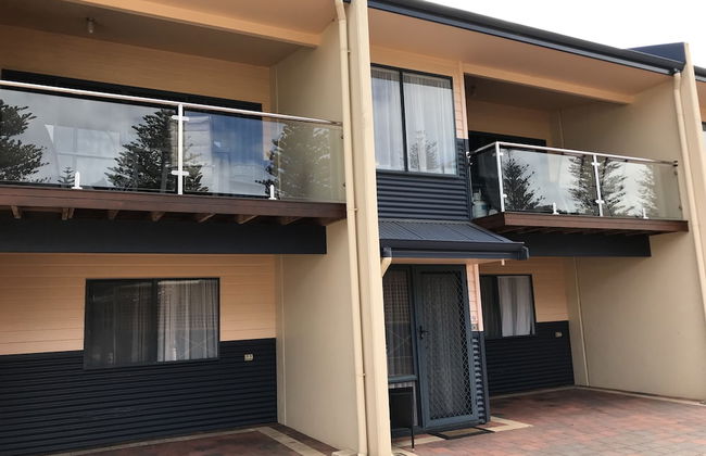 Driftwood Apartments - Photo 19