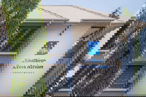 Photo 1 - Southern Cross Atrium Apartments