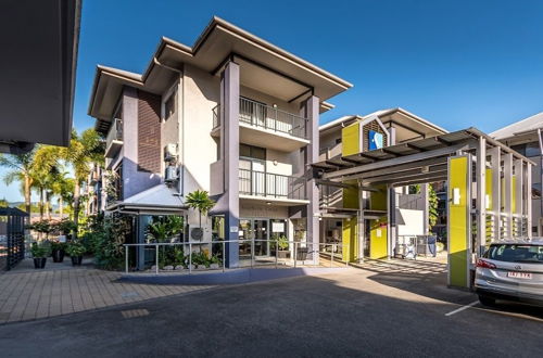 Photo 36 - Southern Cross Atrium Apartments