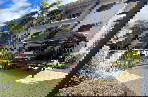 Photo 25 - Southern Cross Atrium Apartments