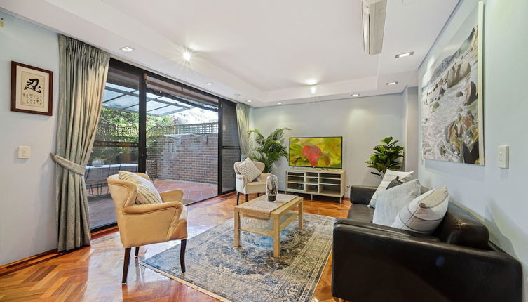 Photo 1 - Terrace Living in the Heart of Sydney