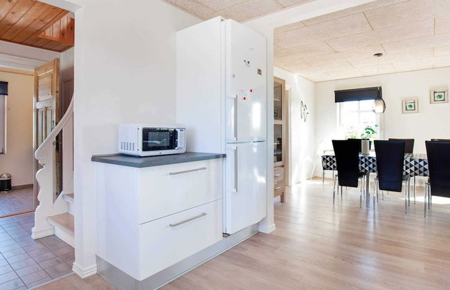 14 Person Holiday Home in Fur-by Traum - Foto 19