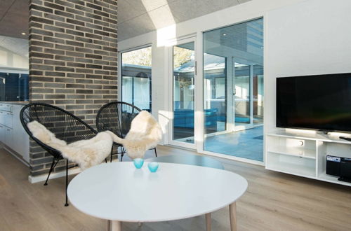 Photo 14 - Modern Holiday Home in Glesborg With Swimming Pool