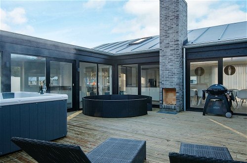 Photo 33 - Modern Holiday Home in Glesborg With Swimming Pool