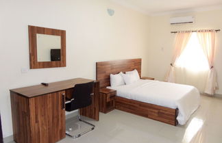 Photo 3 - Ken Kol Apartments and Suites