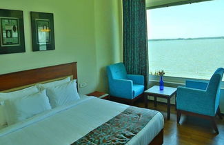 Photo 2 - BLUSALZ MANOR Waters Edge Kochi