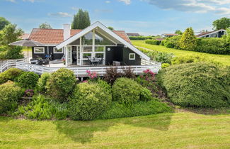 Photo 1 - 6 Person Holiday Home in Hejls