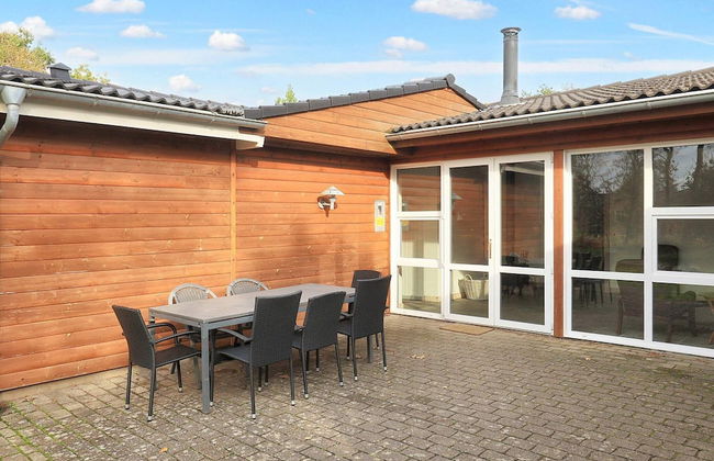 8 Person Holiday Home in Blavand - Foto 24