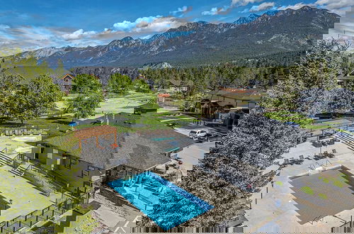 Photo 62 - Bighorn Meadows Resort