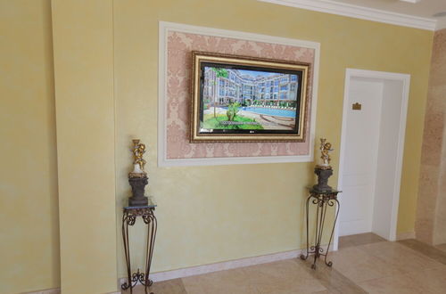 Foto 19 - Luxury Apartment in Anastasia Palace