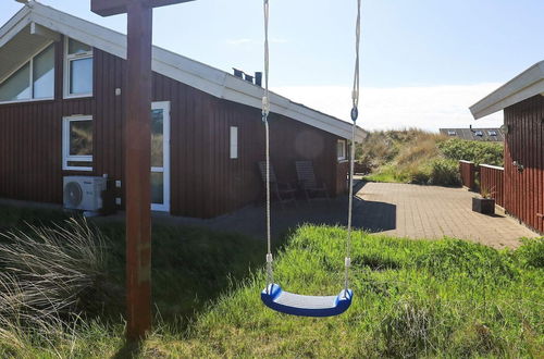 Photo 16 - Bewitching Holiday Home in Lokken near Sea