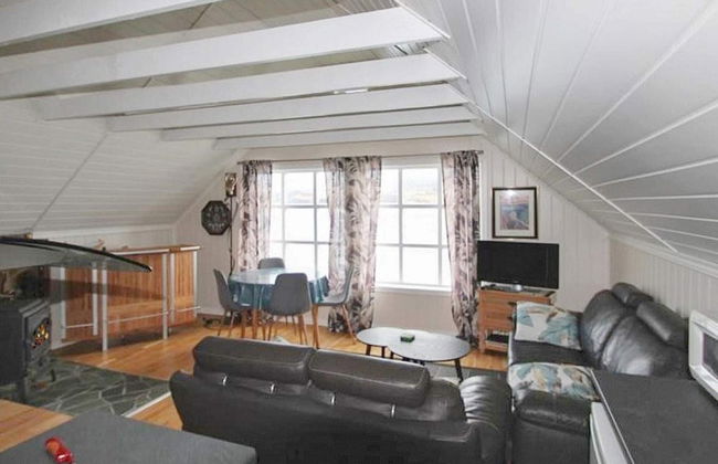 6 Person Holiday Home in Vestnes - Foto 10