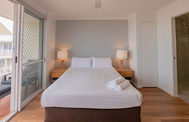 Crystal Beachfront Apartments - Foto 42