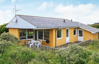 Photo 1 - 8 Person Holiday Home in Hjorring