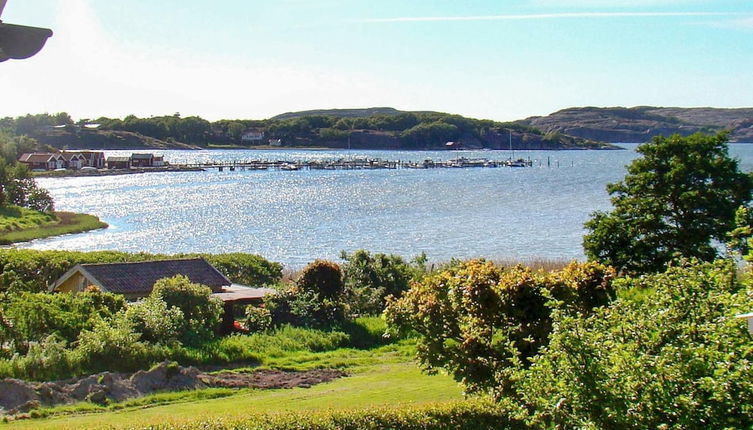 Photo 1 - 4 Person Holiday Home in Hamburgsund