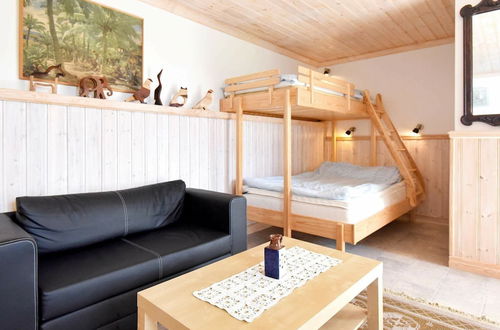 Photo 2 - 4 Person Holiday Home in Hamburgsund