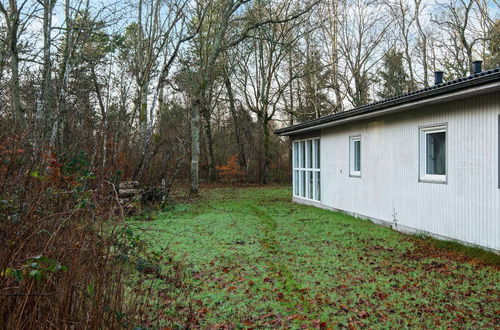 Photo 28 - Tranquil Holiday Home in Glesborg with Hot Tub & Sauna