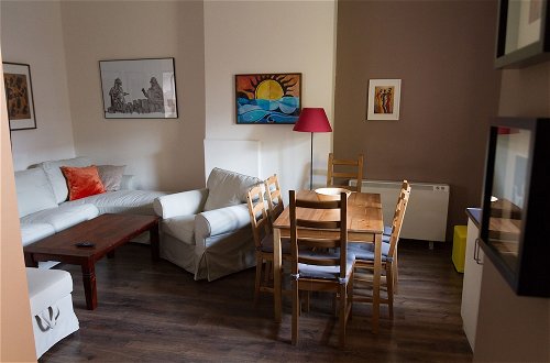 Photo 9 - Lounge Apartments