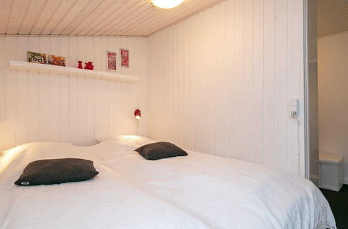 Photo 13 - 6 Person Holiday Home in Blavand