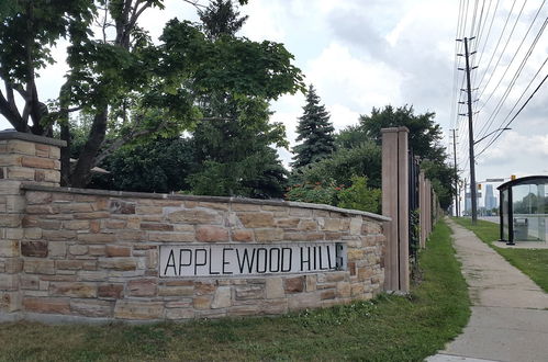 Photo 17 - Applewood Hills Apartment