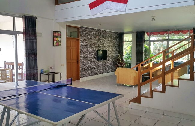 Vila Bunga Merah Gelatik - Foto 14