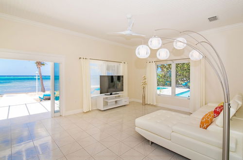 Photo 15 - Sprat Bay Luxury Villa