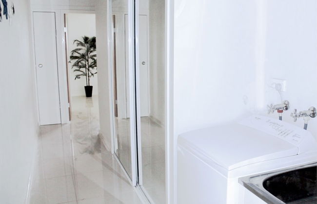 Vanuatu Beachfront Apartments - Photo 36