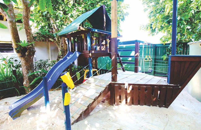 Vanuatu Beachfront Apartments - Photo 45